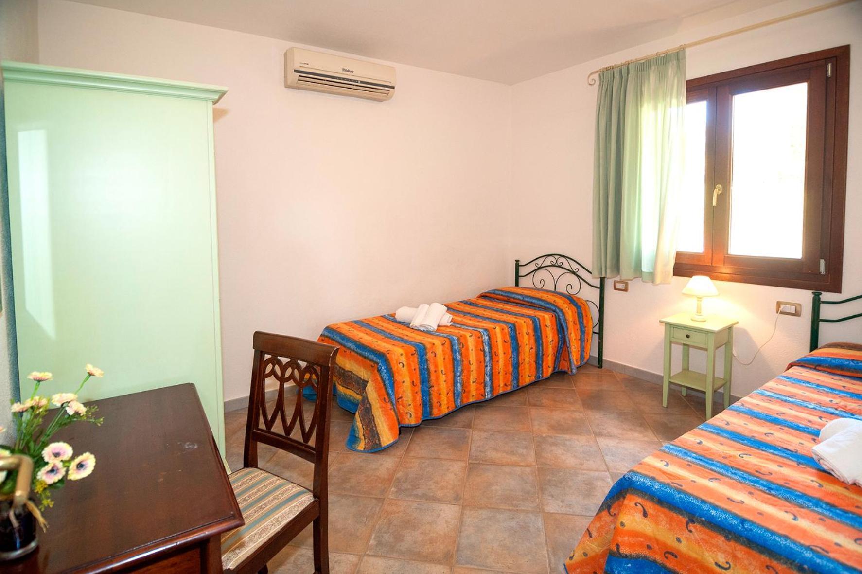 Aparthotel Li Troni Budoni Exterior foto