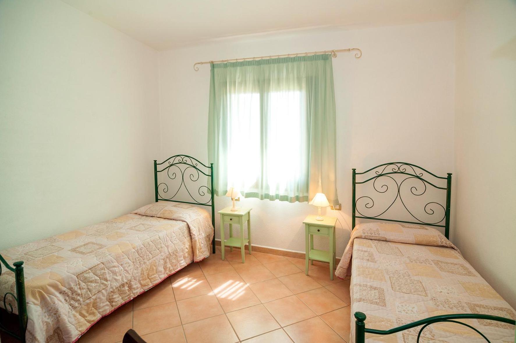 Aparthotel Li Troni Budoni Exterior foto