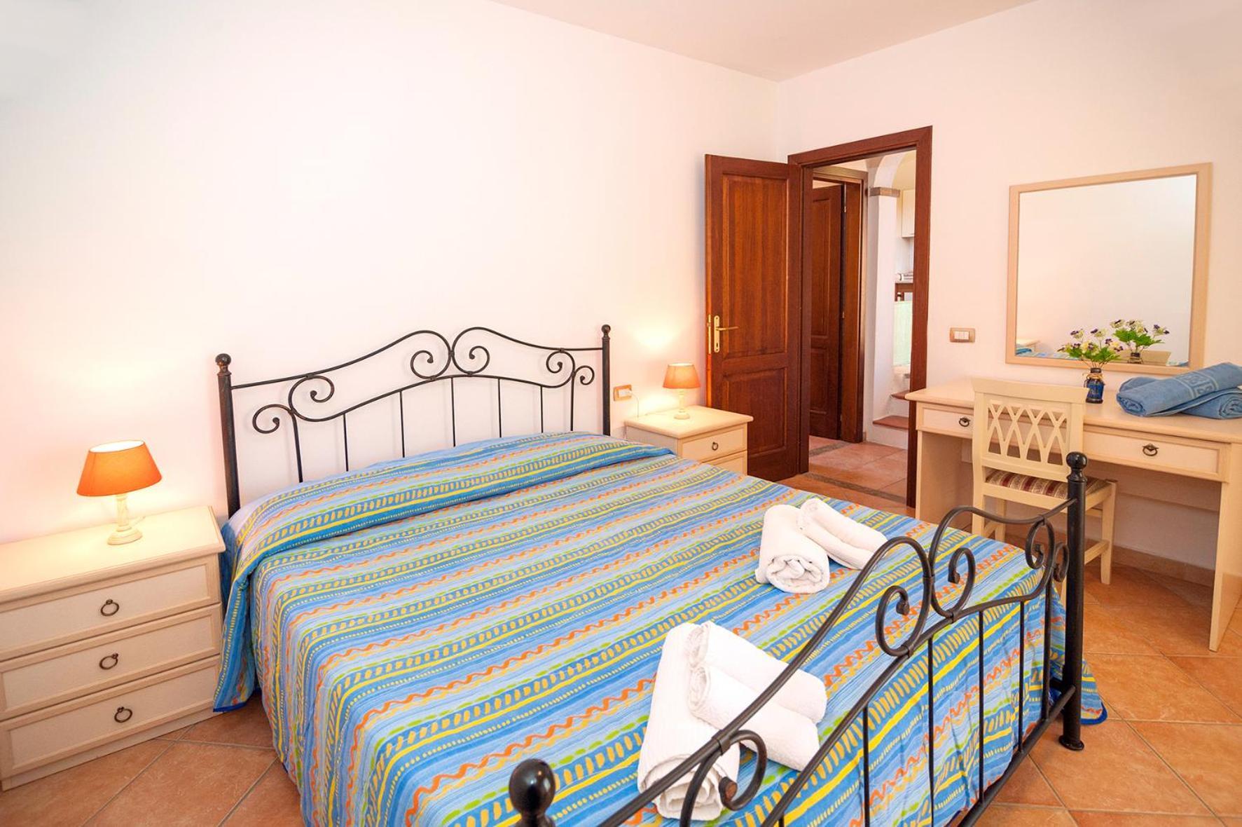 Aparthotel Li Troni Budoni Exterior foto
