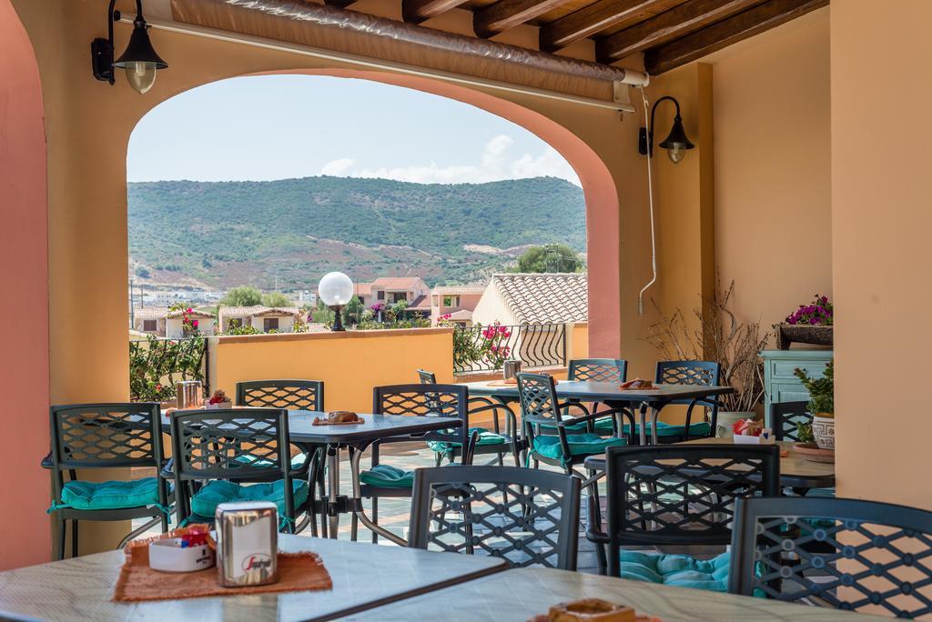 Aparthotel Li Troni Budoni Exterior foto