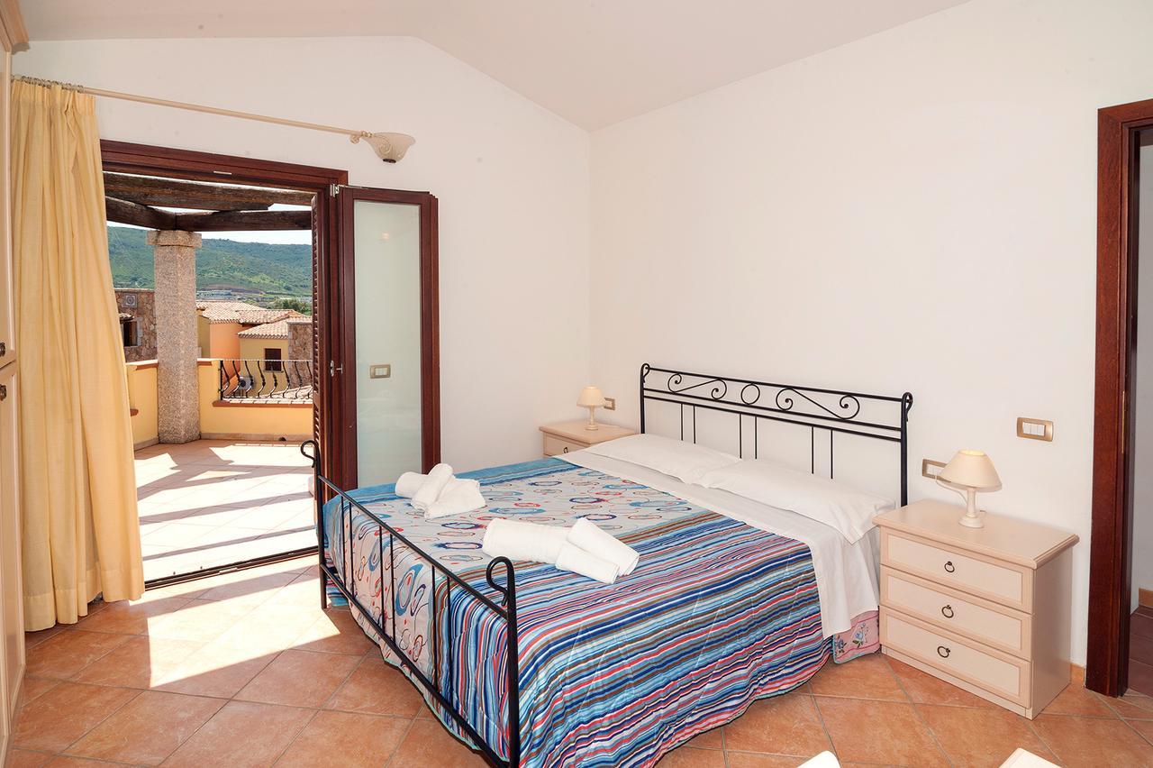 Aparthotel Li Troni Budoni Exterior foto